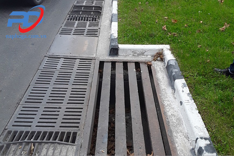 Lắp đặt lưới chắn r&aacute;c đảm bảo hiệu quả l&acirc;u d&agrave;i